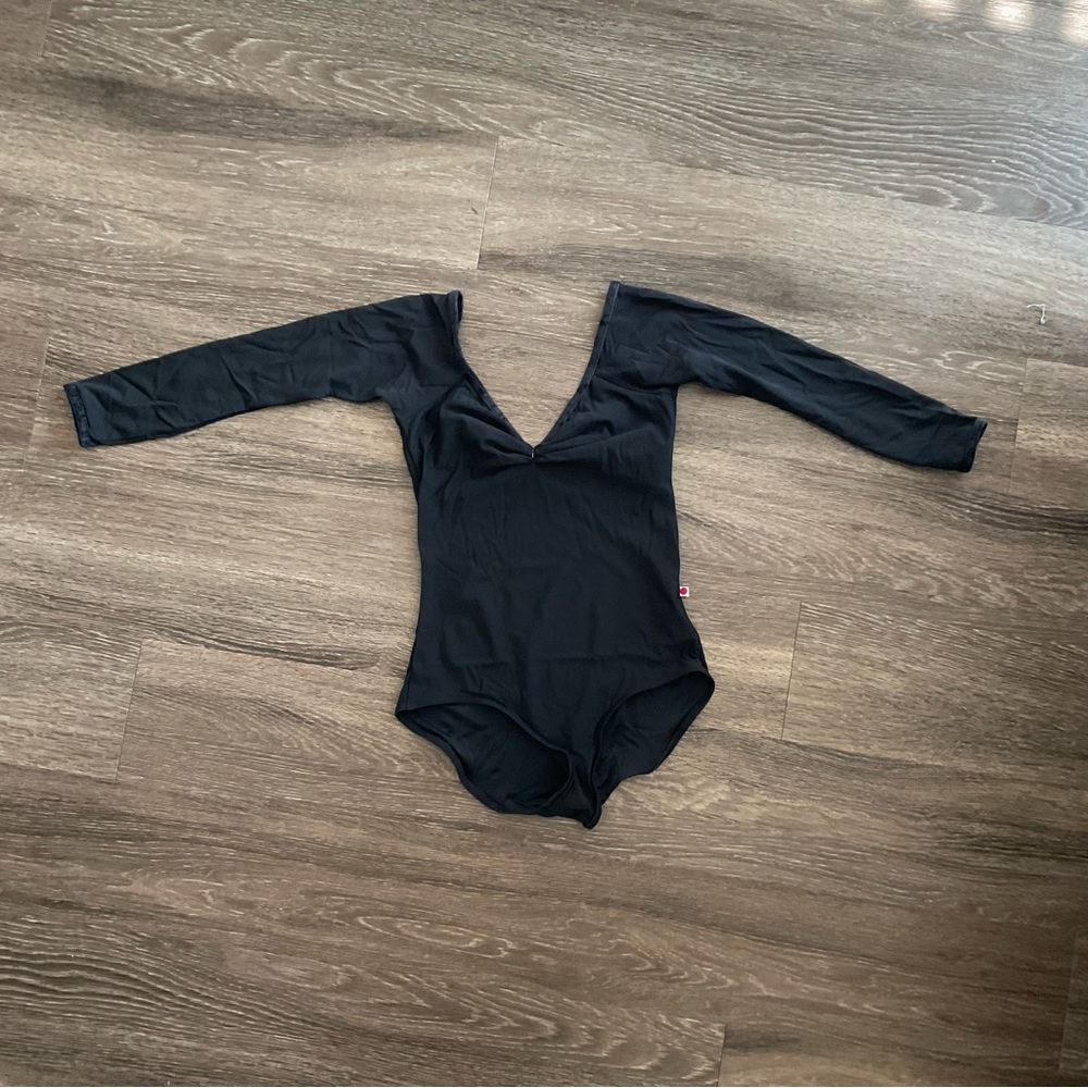 Yumiko Black Long-Sleeve Leotard